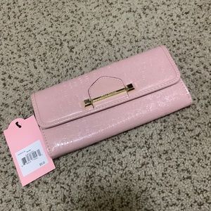 NWT!!! Juicy Couture Blush Flap Clutch Wallet!